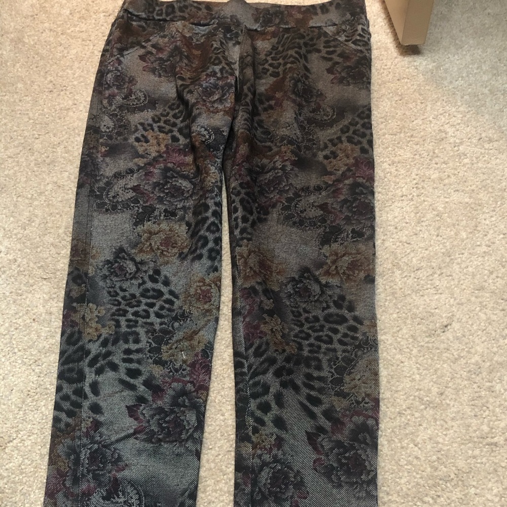 Floral leggings